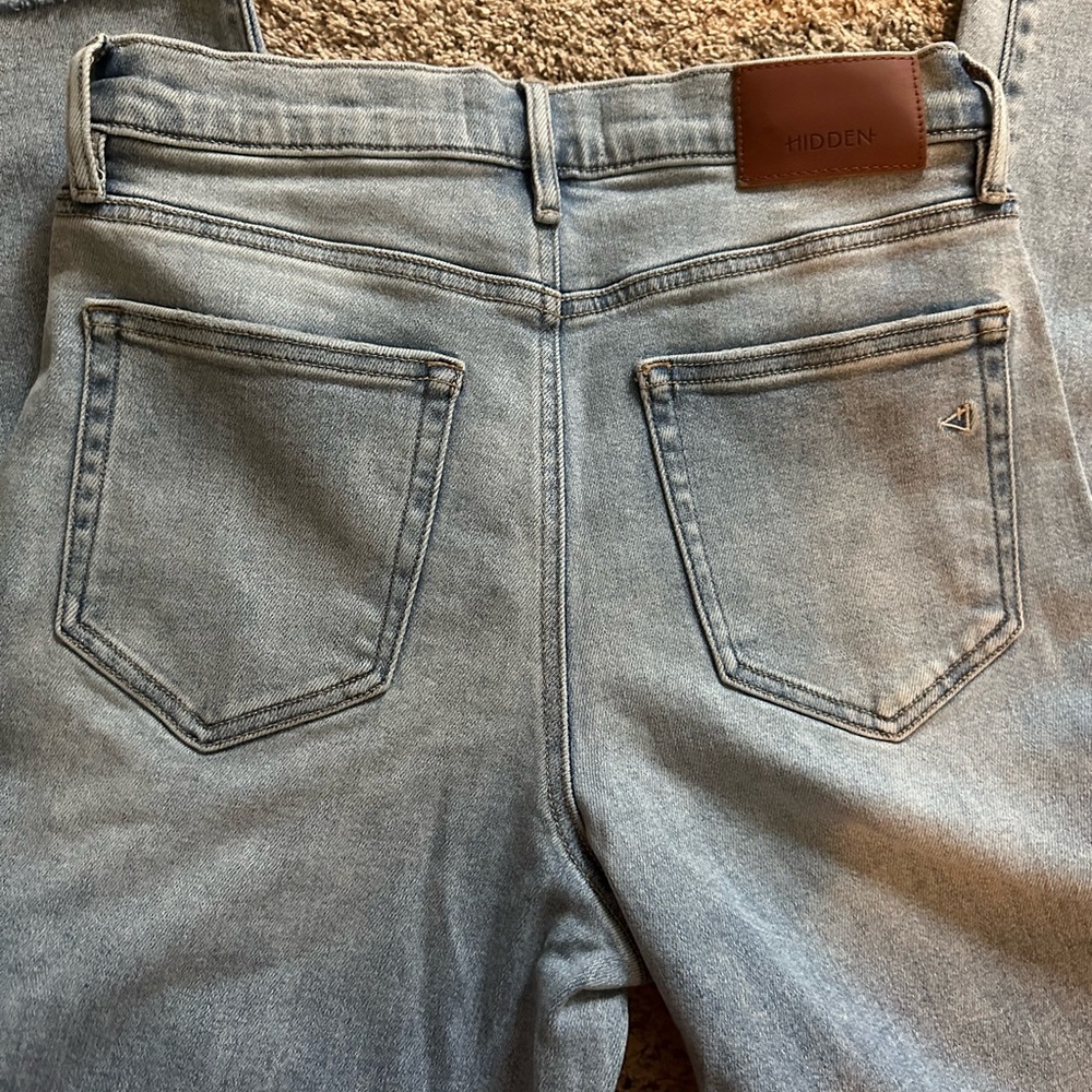 Hidden dad Jean! - Picture 2 of 3